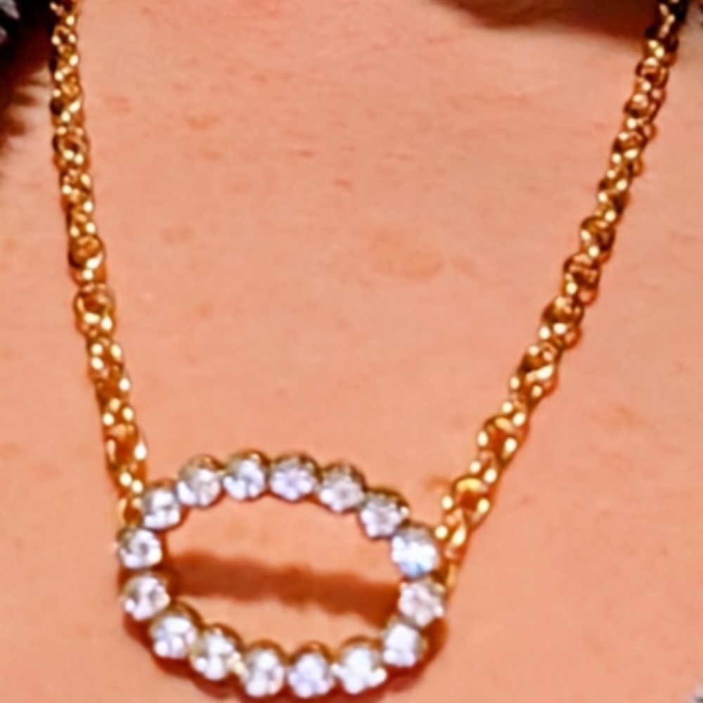 Chunky Gold Necklace With Oval Rhinestone Charm 3 Ways To Wear